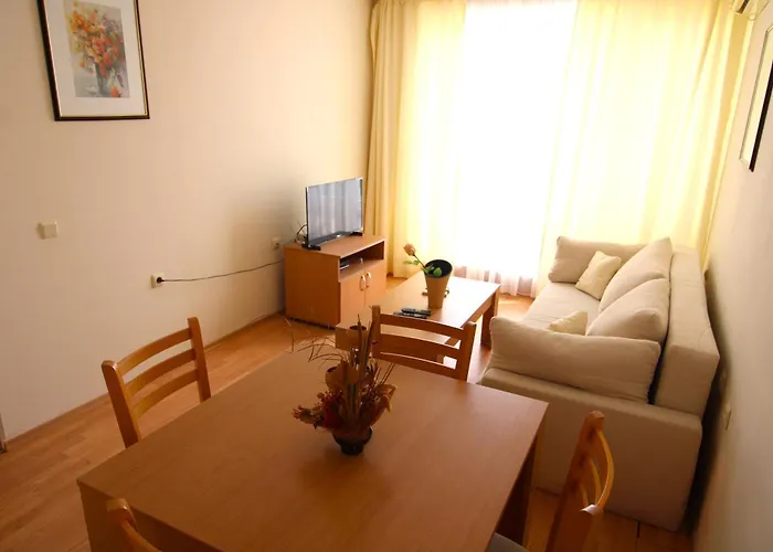 Fort Noks - Menada Apartments