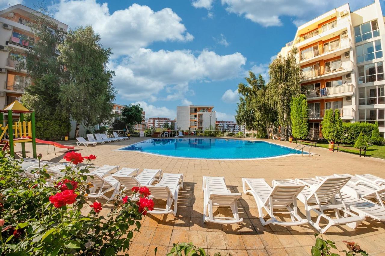 Noks - Menada Apartament
