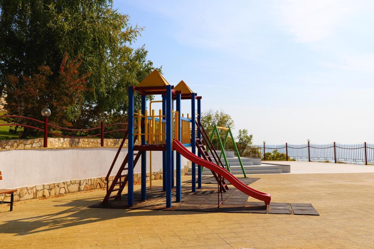 Noks - Menada * Sveti Vlas