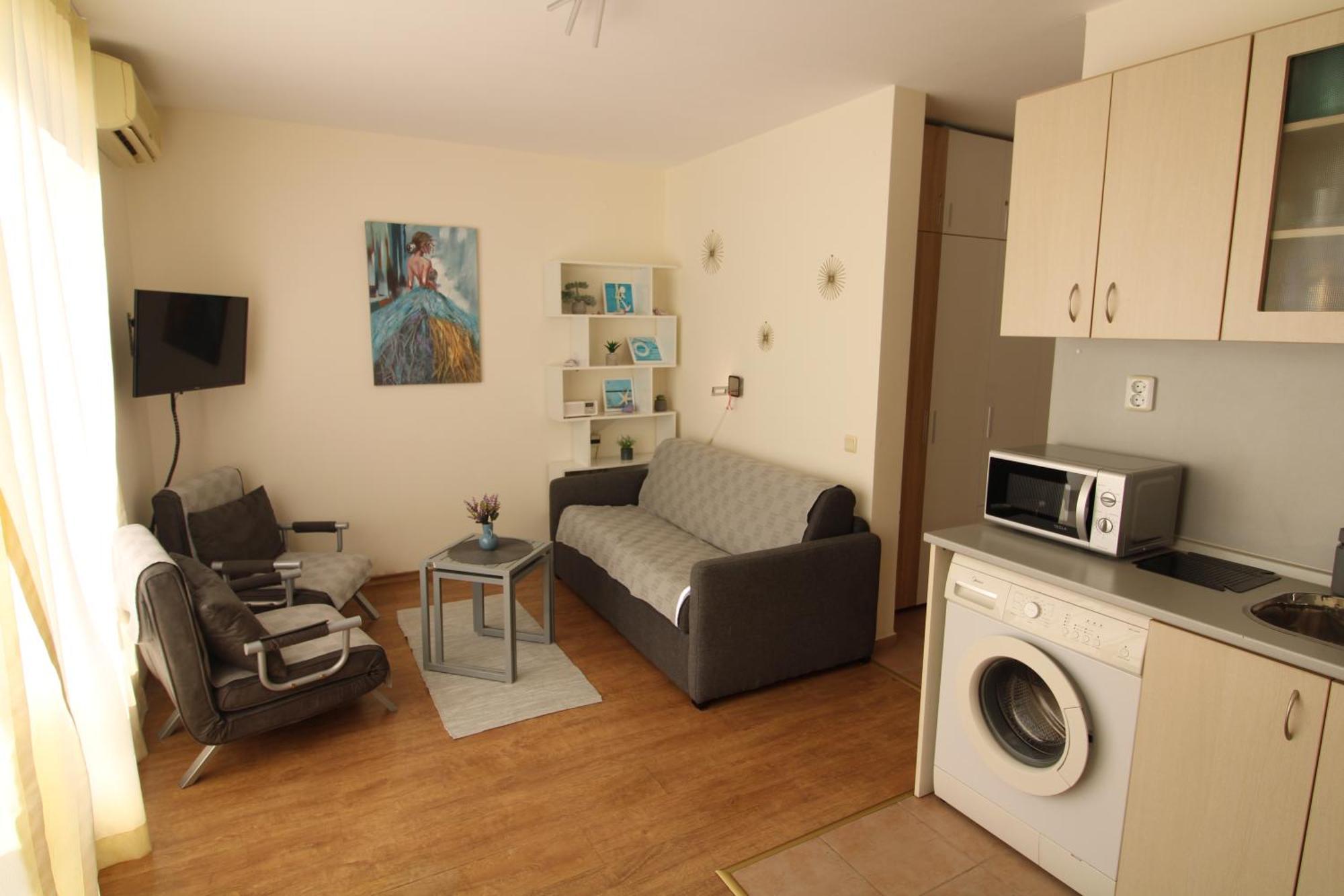 Noks - Menada Apartment